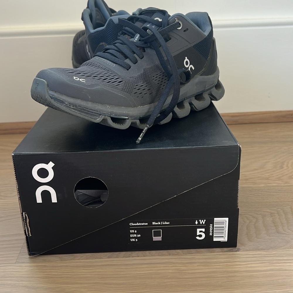 Oncloud Cloudstratus Running Shoes - image 2